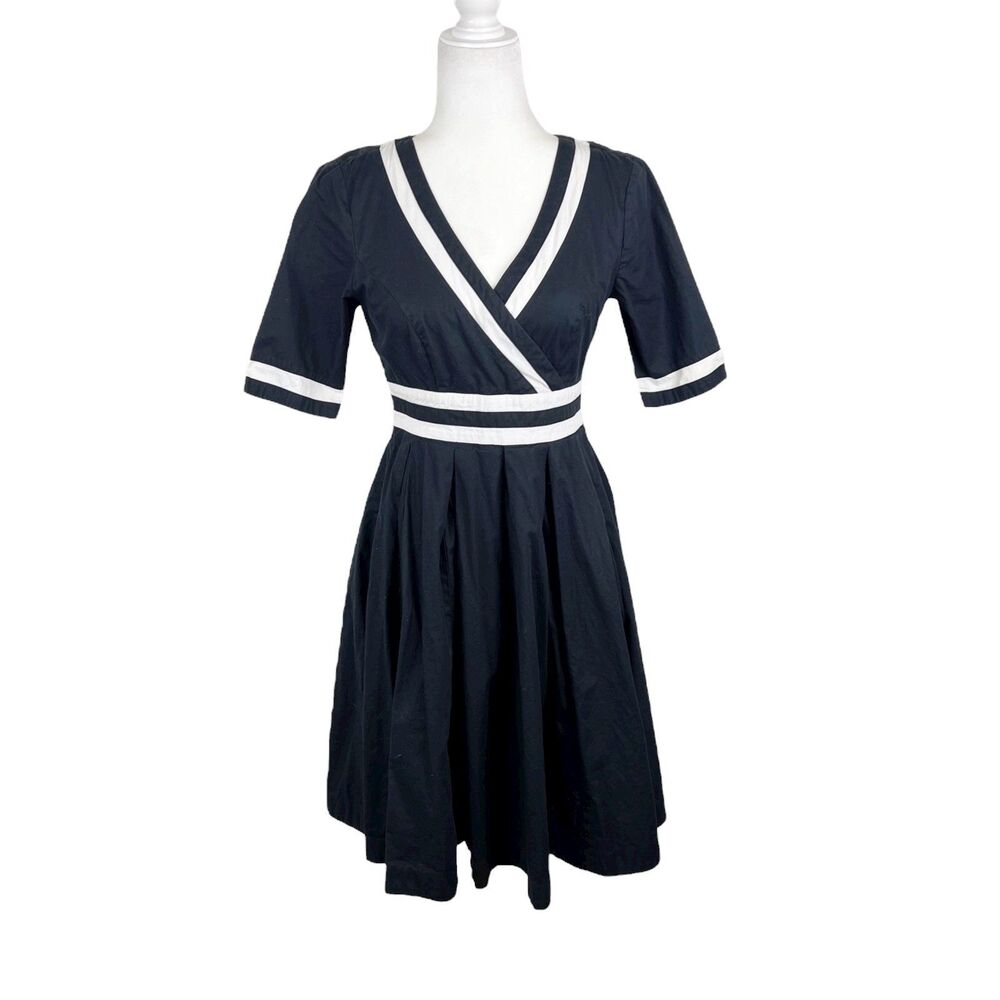 eShakti Dress Women 2 Black White Trim V-Neck Short Sleeve Knee Length Casual